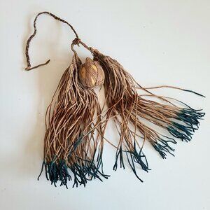 African decorative art. Body decor.